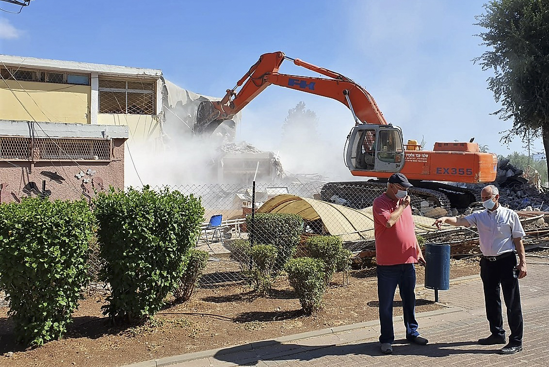עפולה: שני בתי ספר ישנים נוספים נהרסו וייבנו מחדש